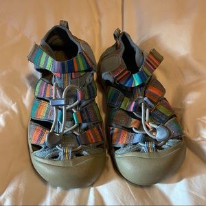 Keen Newport rainbow striped sandals size 3